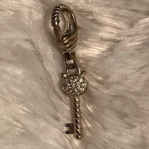 Judith Ripka Jewelry - Judith Ripka sterling and Diamonique key enhancer Judith Ripka Jewelry - Judith Ripka sterling and Diamonique key enhancer